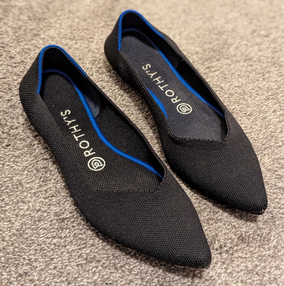 Rothys The Point - Black Pointed Toe Ballet Flats Sz 8.5